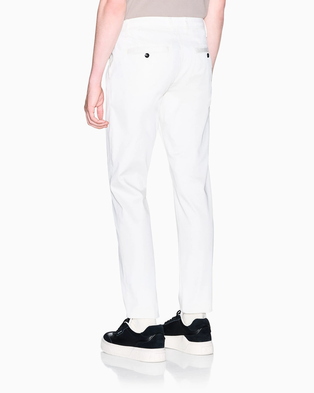 Straight-leg chinos in stretch cotton satin Essential