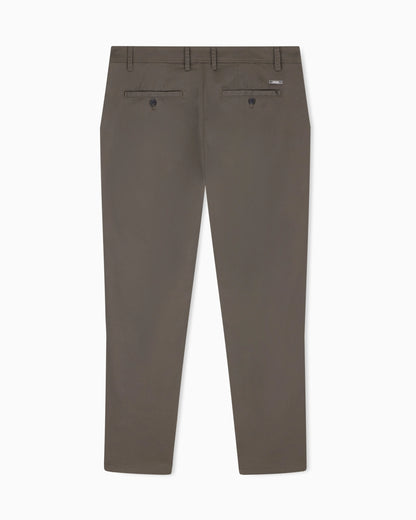 Straight-leg chinos in stretch cotton satin Essential