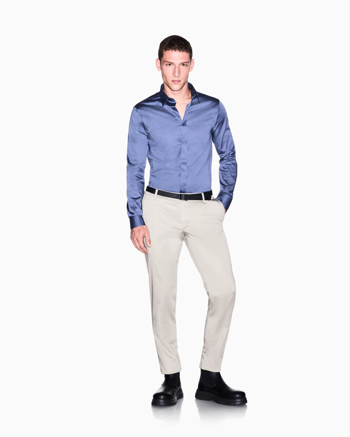 Straight-leg chinos in stretch cotton satin Essential