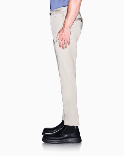 Straight-leg chinos in stretch cotton satin Essential