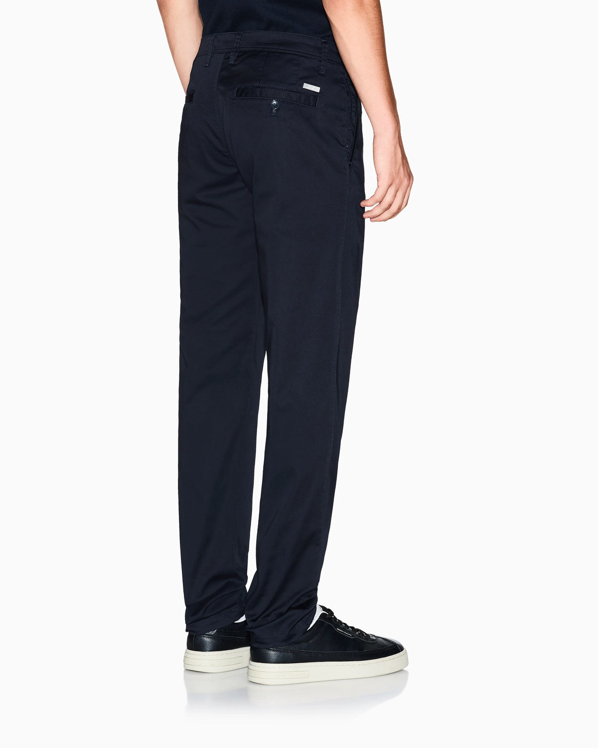 Straight-leg chinos in stretch cotton satin Essential
