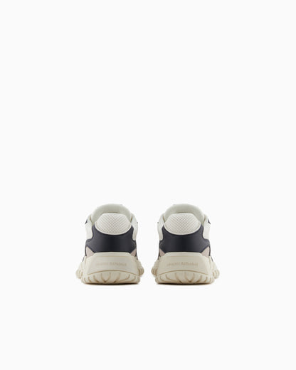 Two-tone sneakers with grip sole