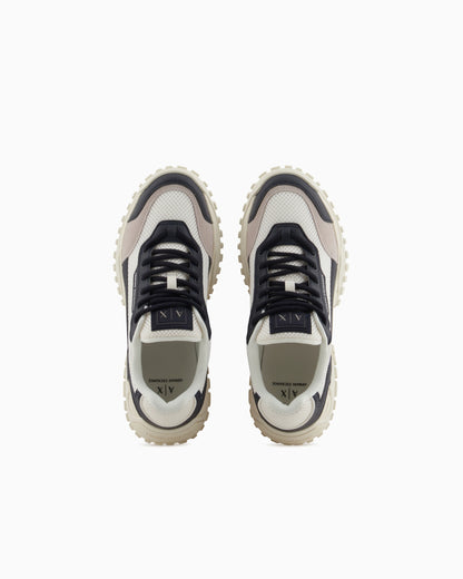 Two-tone sneakers with grip sole