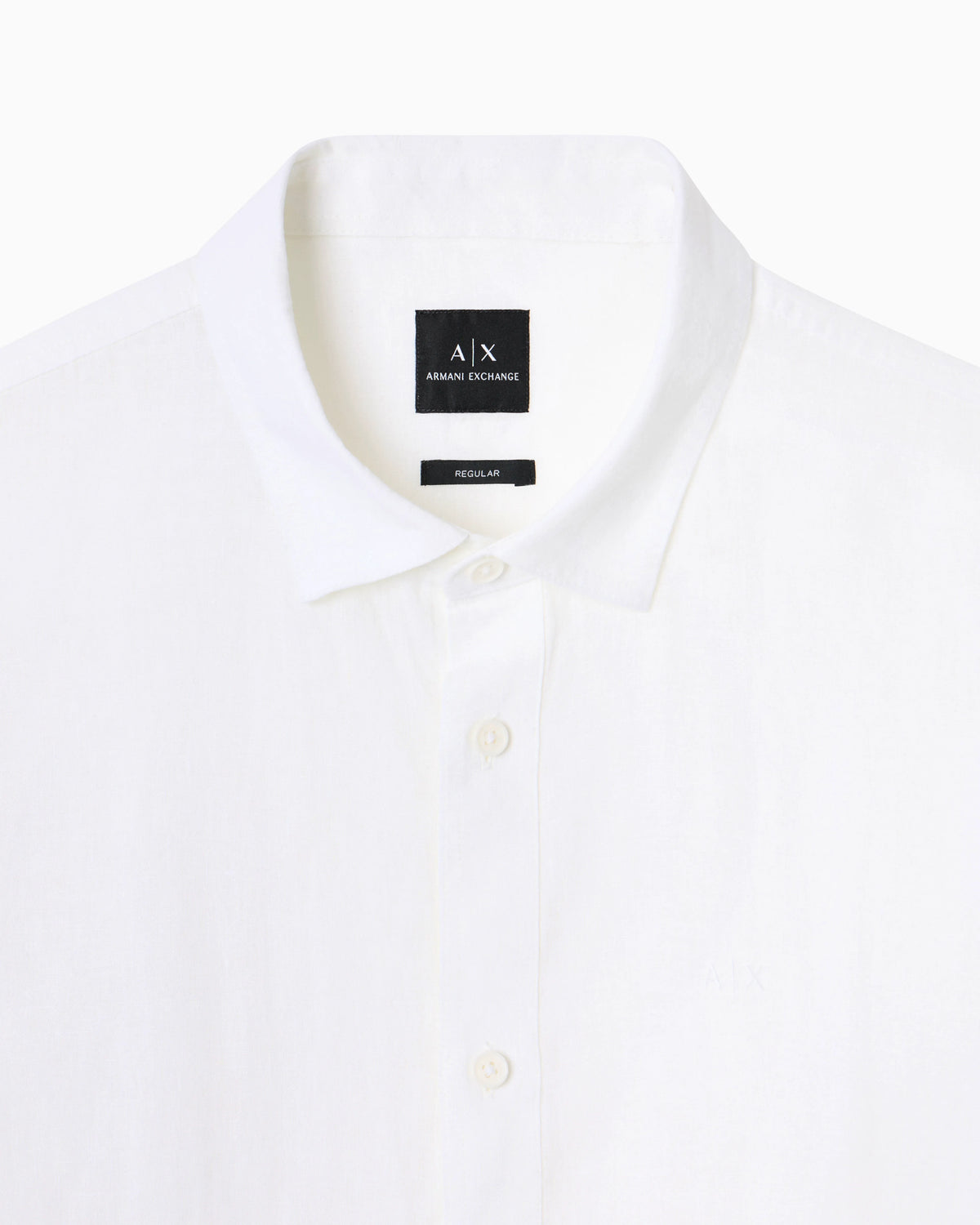 Button-up shirt in linen with classic collar