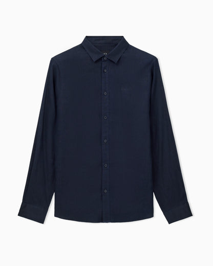 Button-up shirt in linen with classic collar