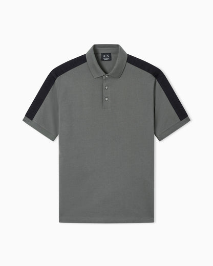 Contrasting tape polo in cotton pique