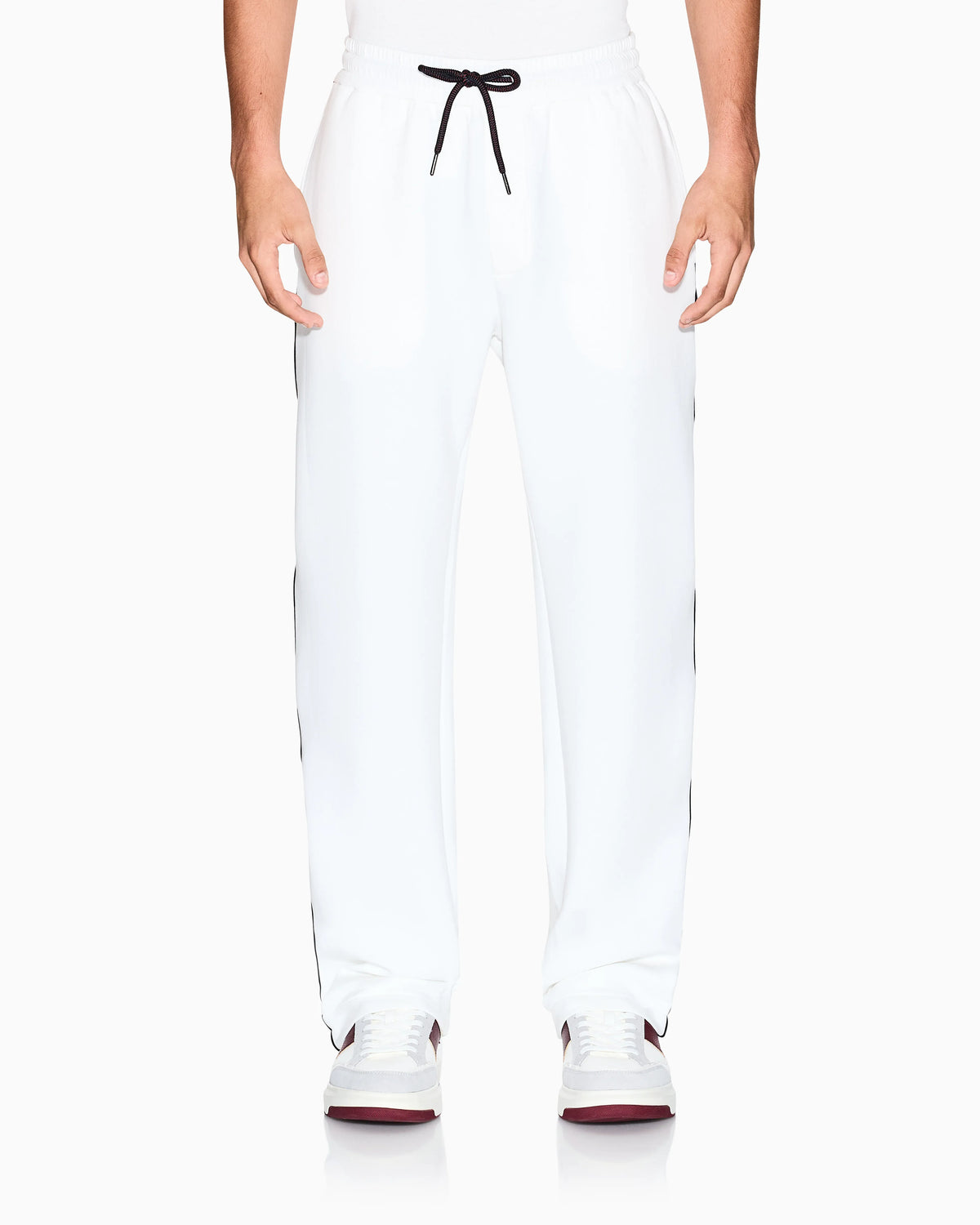 Jogger pants with contrasting stripes