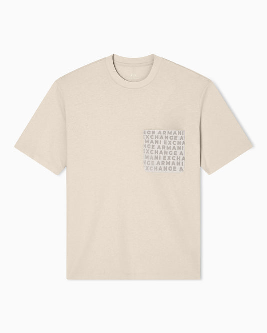 Regular fit T-shirt with logo pocket