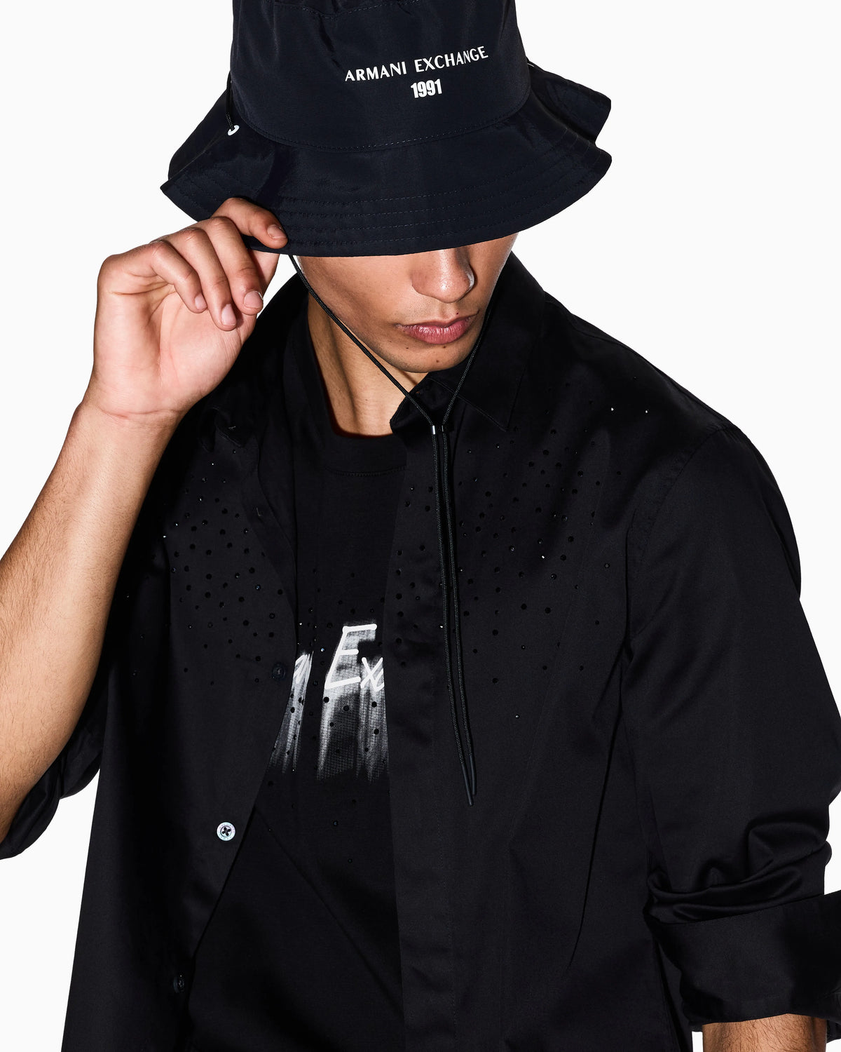 Bucket hat with logo