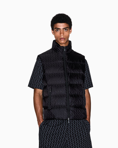 Sleeveless top  in padded jacquard nylon
