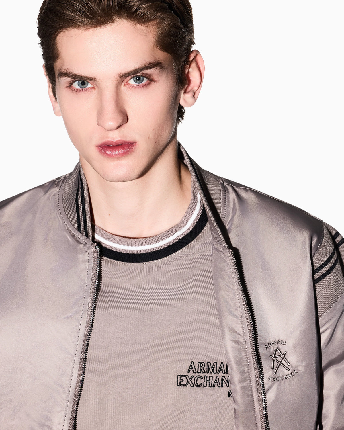 Regular Fit T-Shirt with contrasting profile