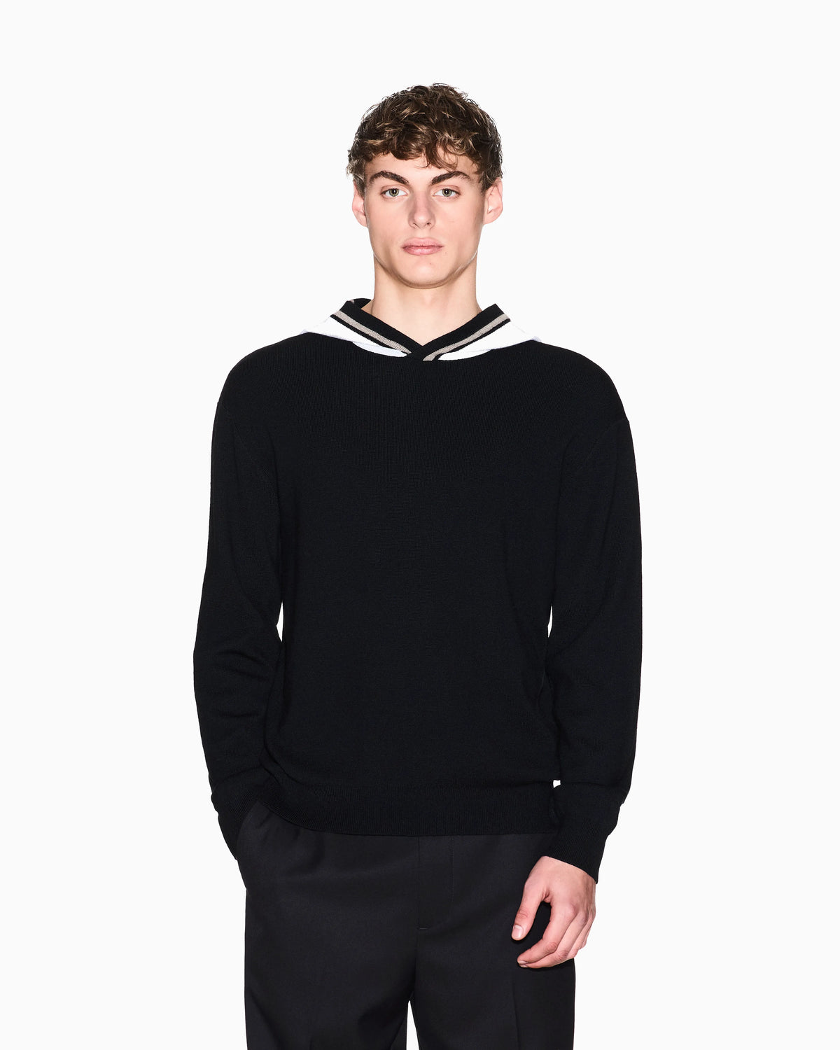 Contrast hooded sweater