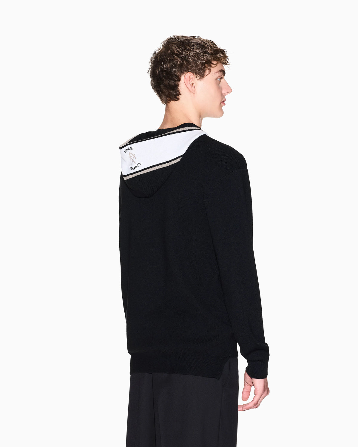 Contrast hooded sweater