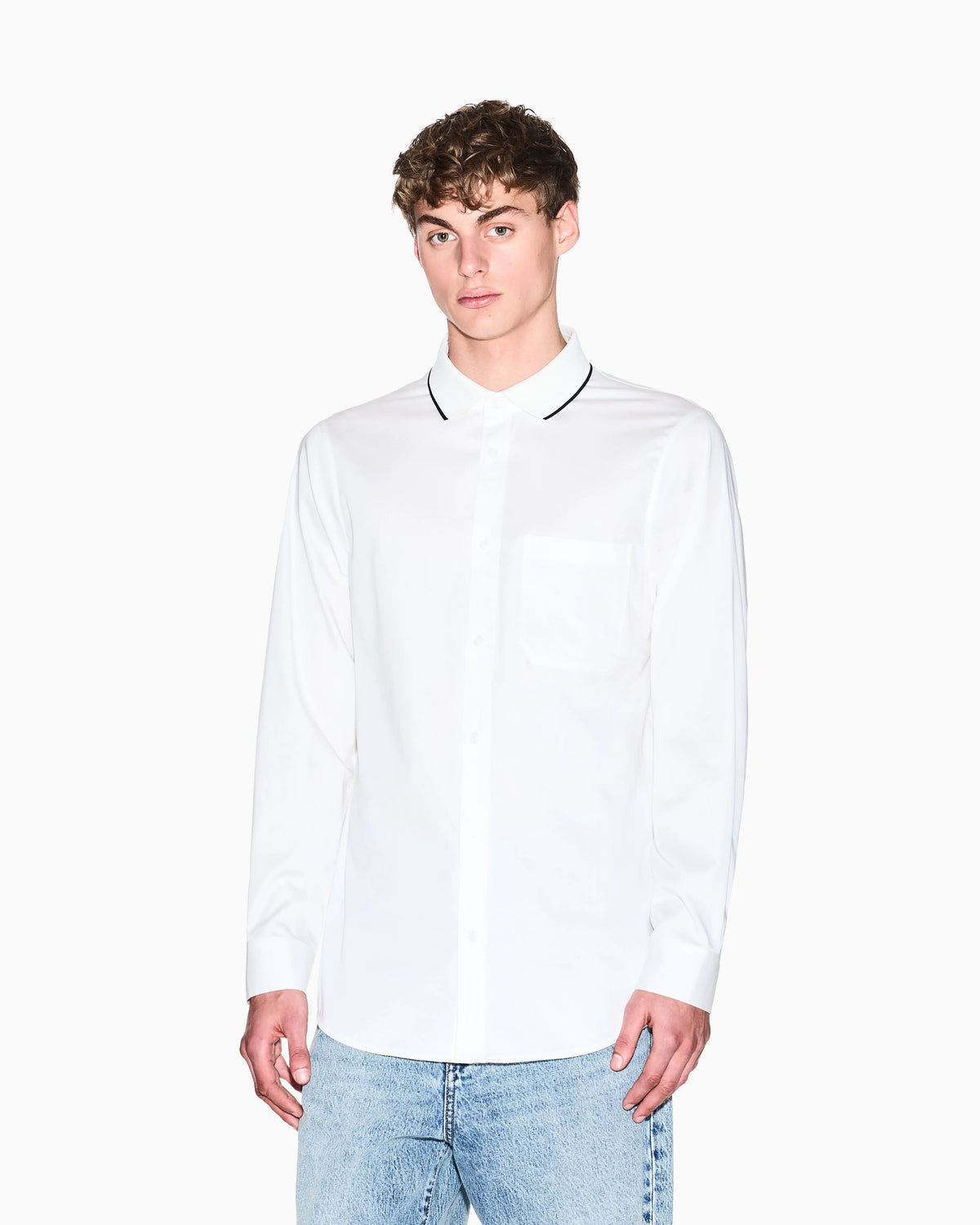 Stretch cotton shirt with contrasting profiles