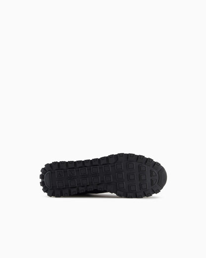 Sneakers in mesh and microsuede