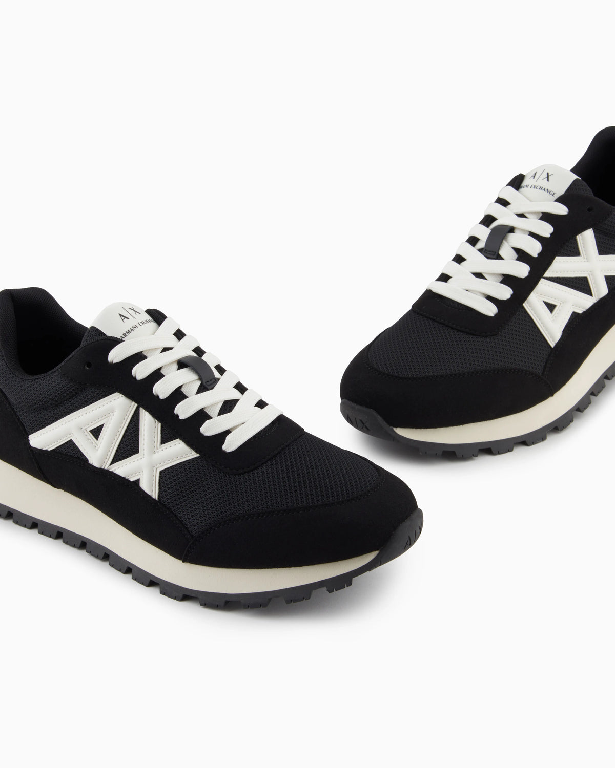 Sneakers in mesh and microsuede