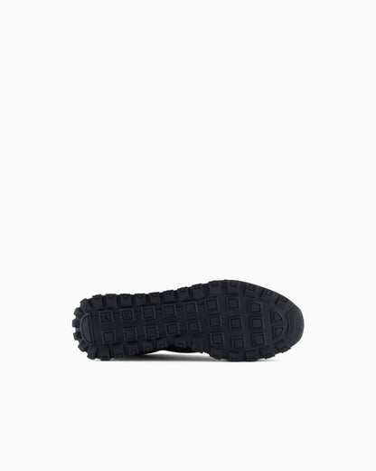 Sneakers in mesh and microsuede