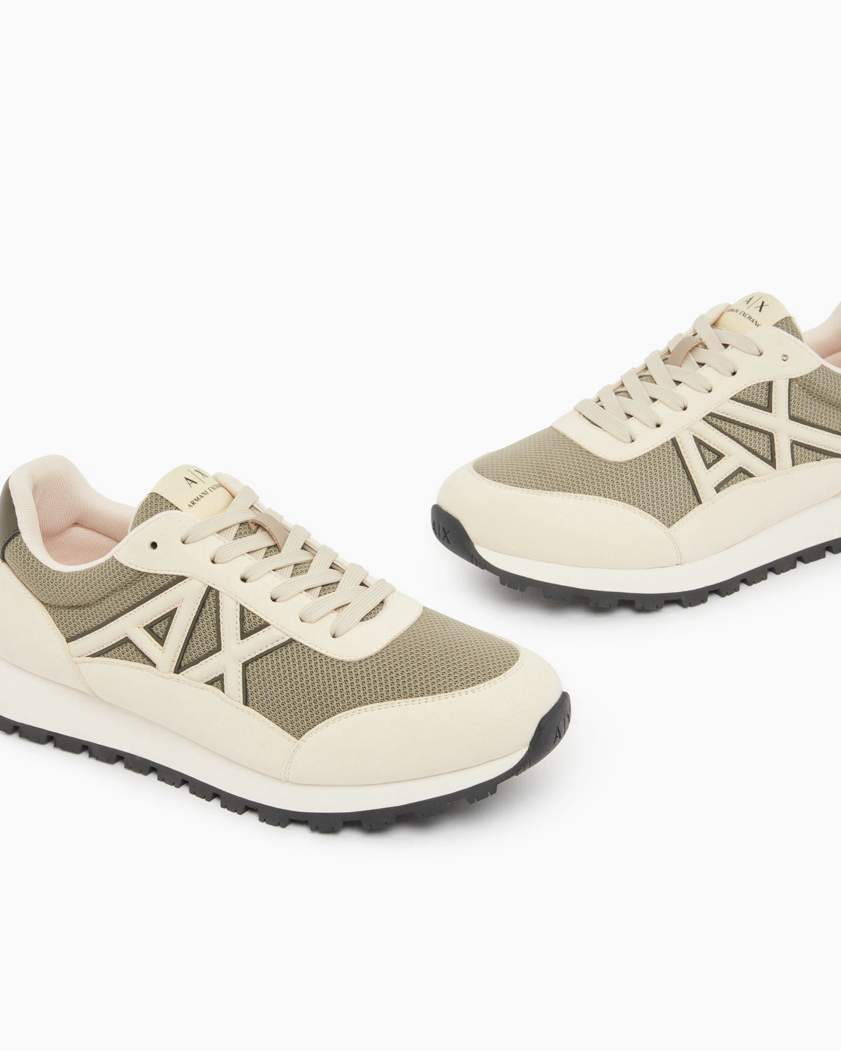 Sneakers in mesh and microsuede