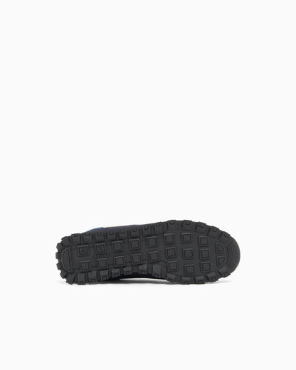 Sneakers in mesh and microsuede