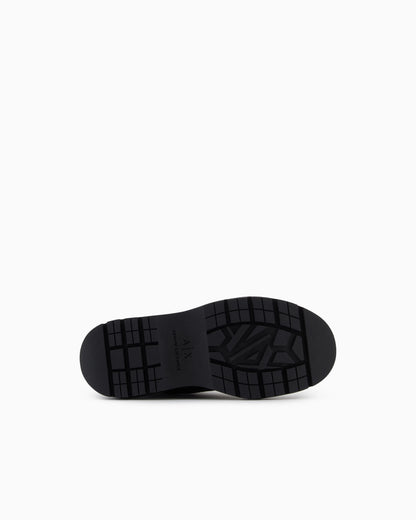 Leather amphibians