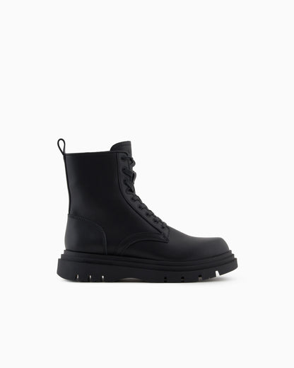 Leather amphibians