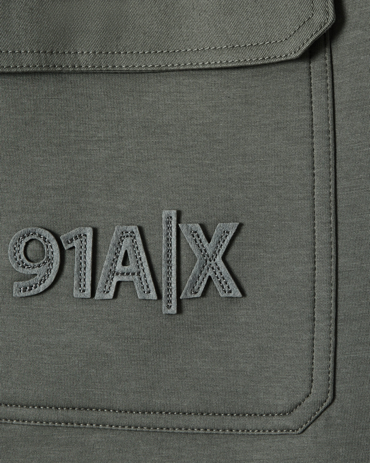 Jogger pants with logo and pocket