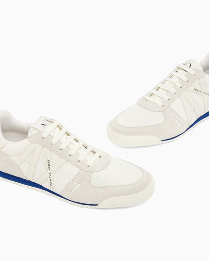 Lace-up sneakers in suede and mesh with a rubber sole