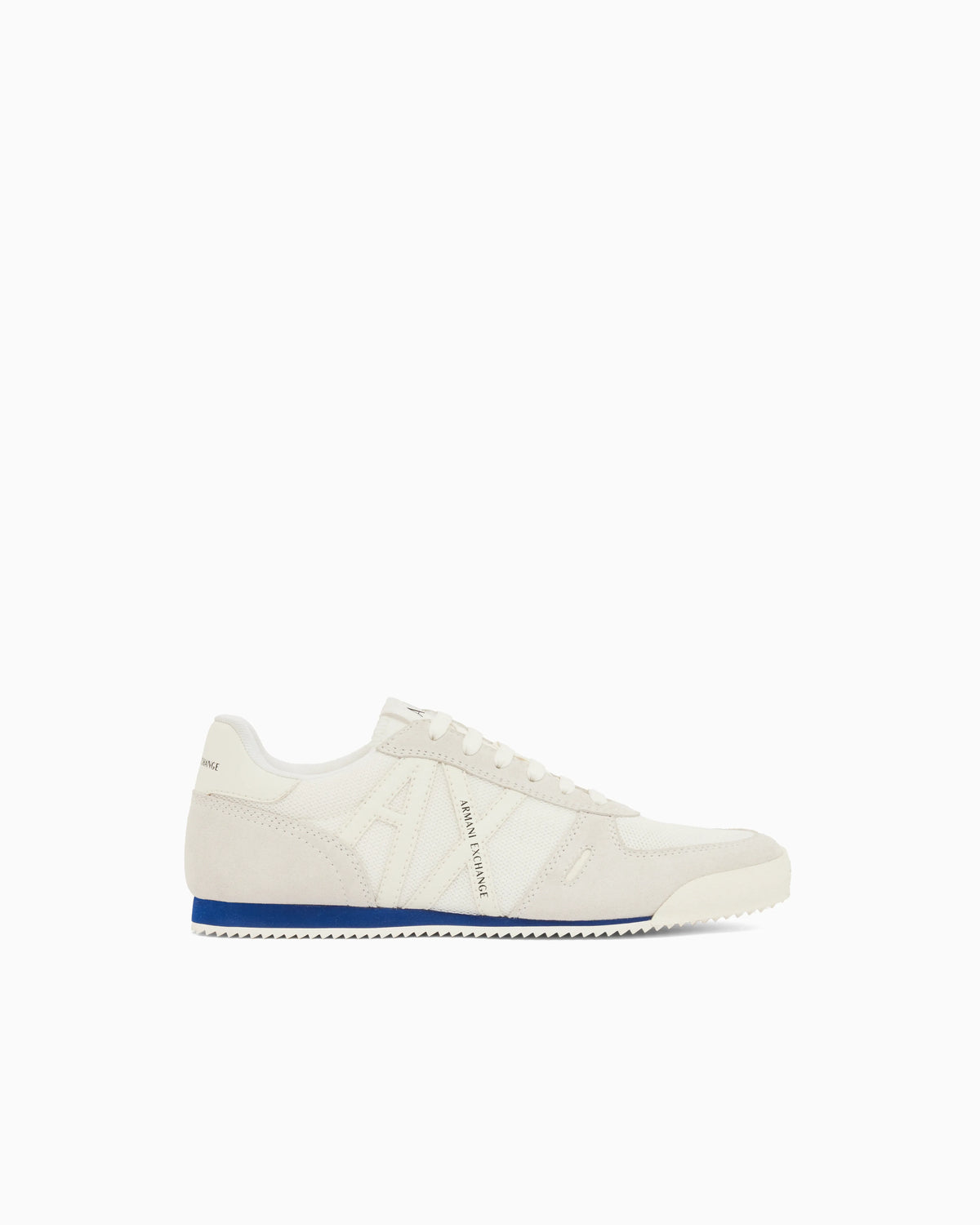 Lace-up sneakers in suede and mesh with a rubber sole