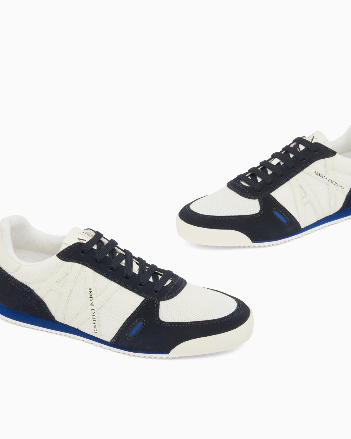 Lace-up sneakers in suede and mesh with a rubber sole