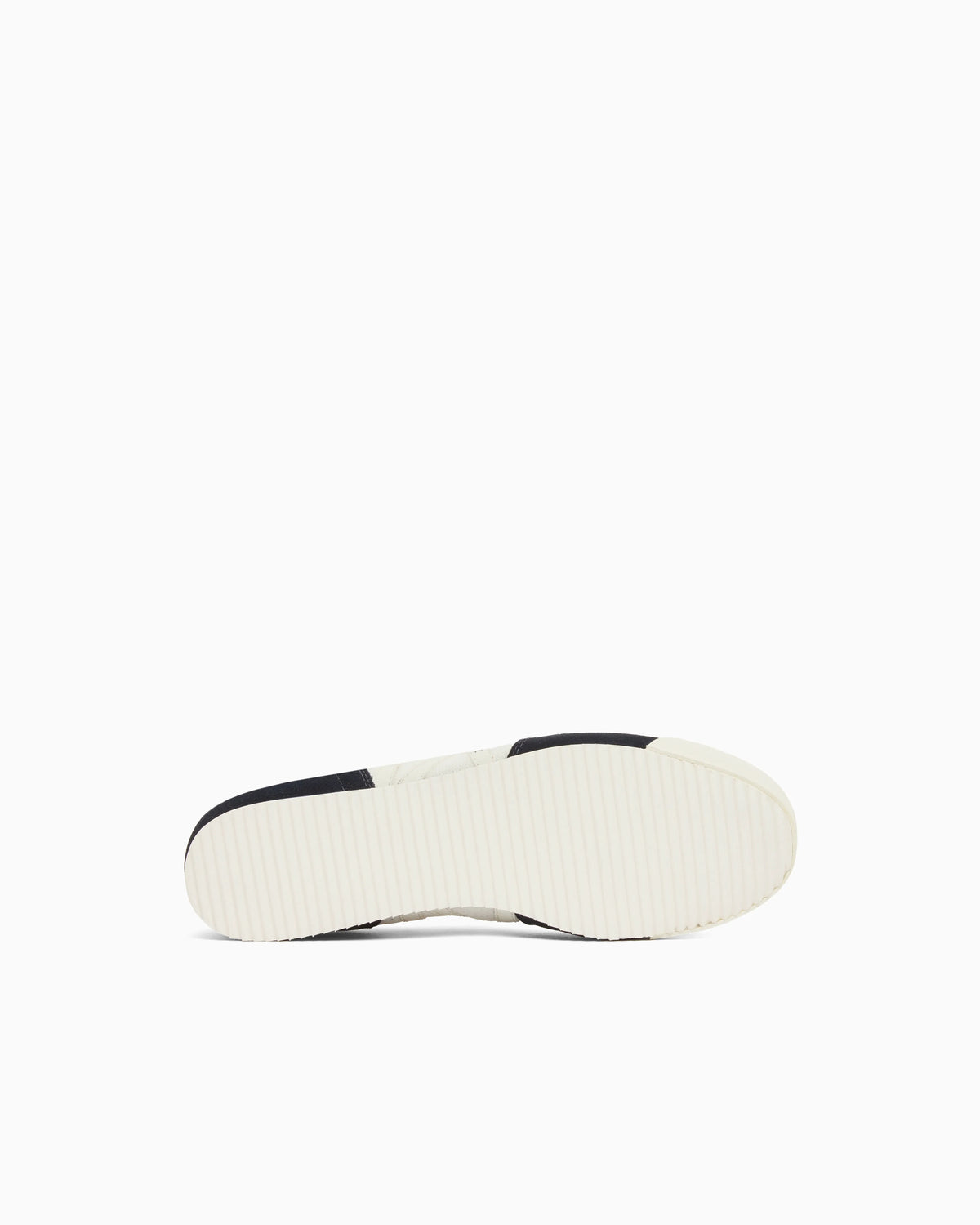 Lace-up sneakers in suede and mesh with a rubber sole