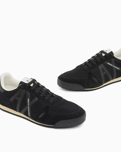 Lace-up sneakers in suede and mesh with a rubber sole