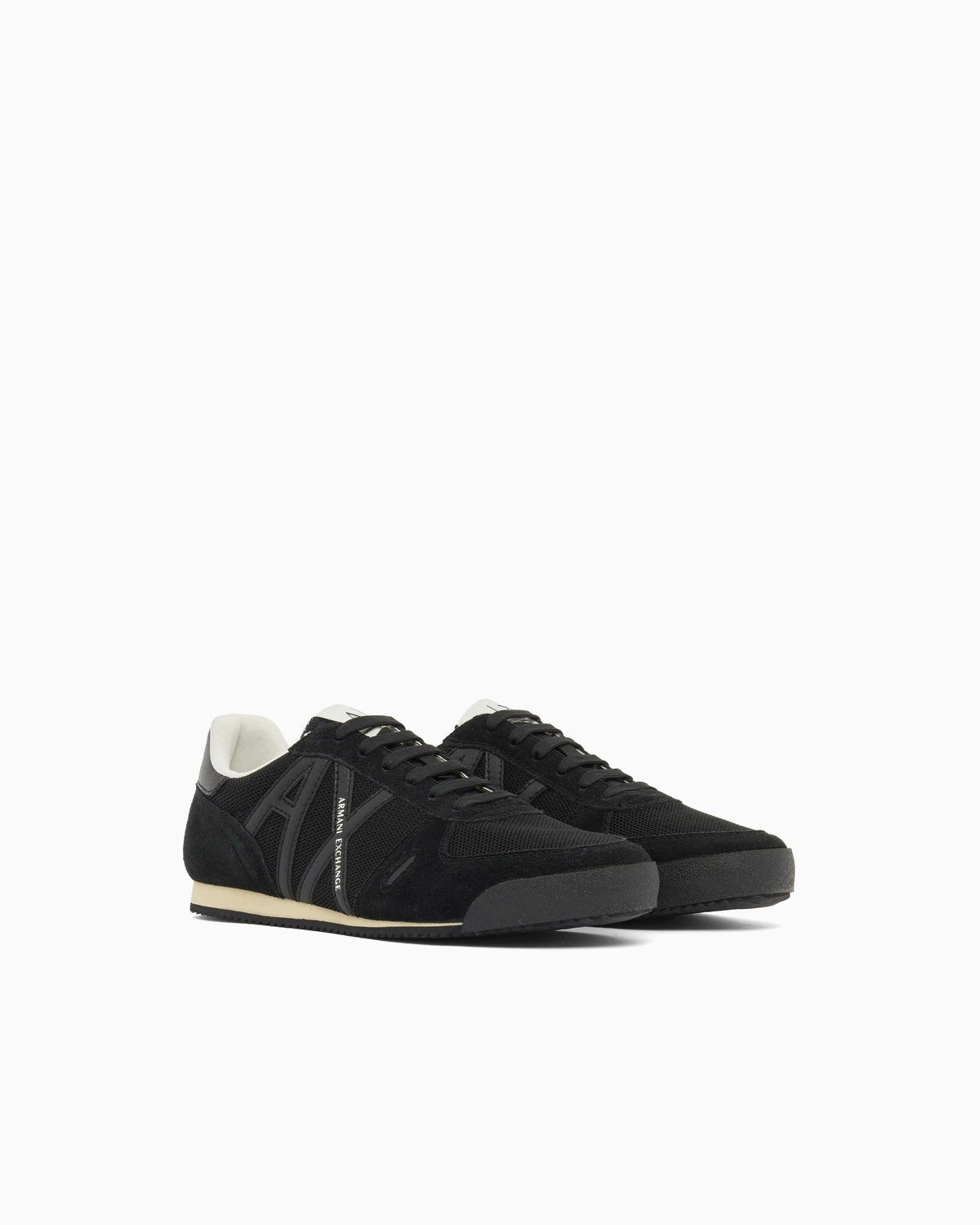 Lace-up sneakers in suede and mesh with a rubber sole