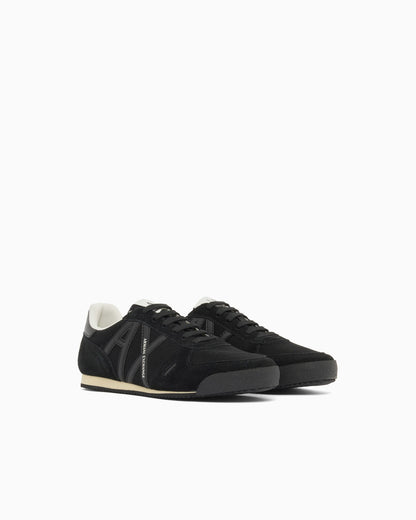 Lace-up sneakers in suede and mesh with a rubber sole