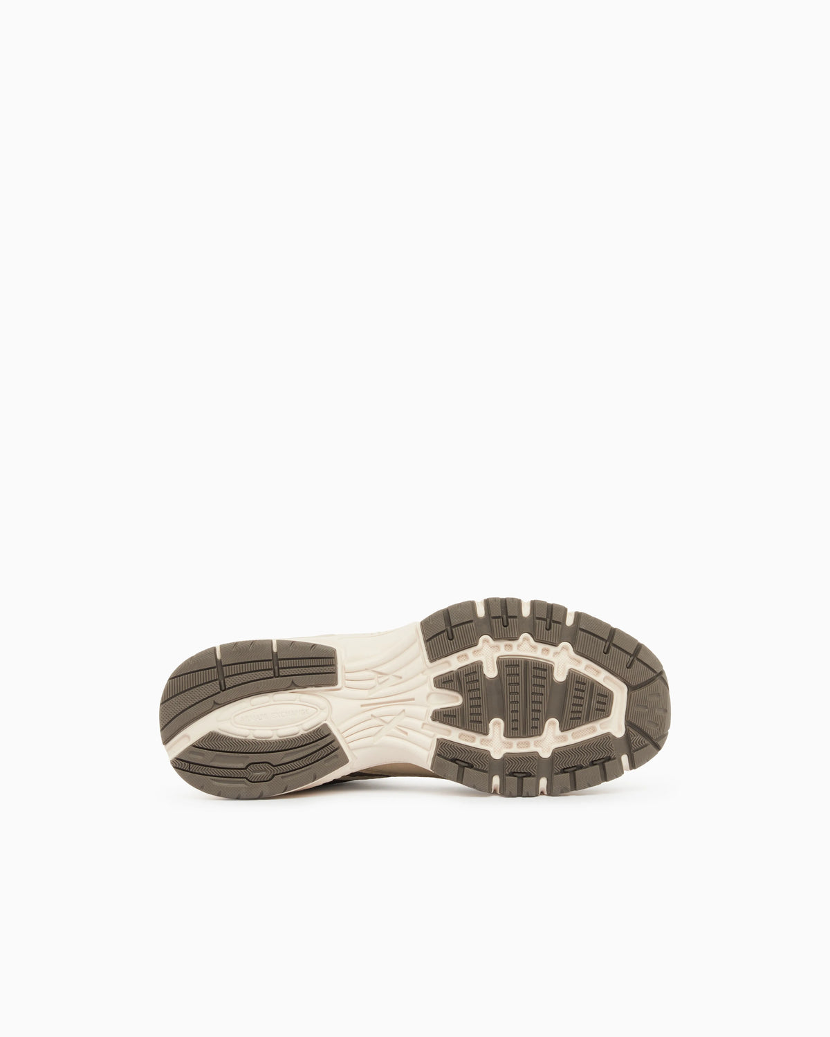 Sneakers in microsuede and mesh