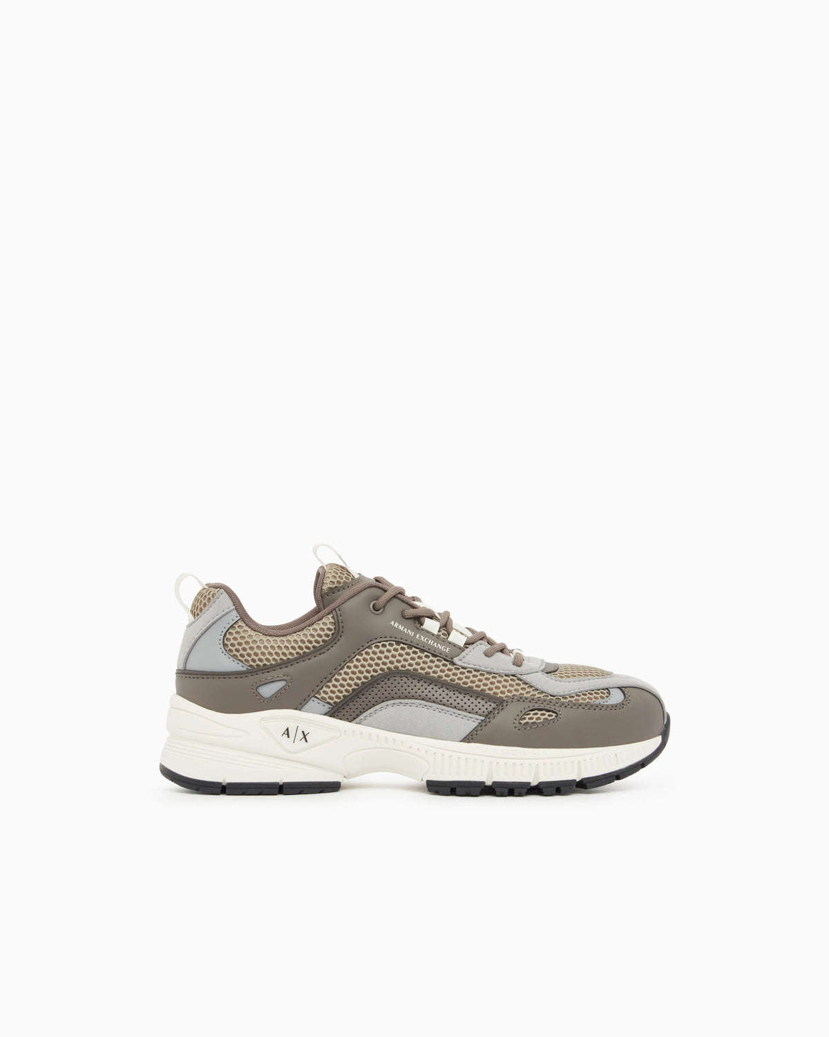 Sneakers in microsuede and mesh