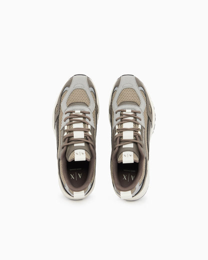 Sneakers in microsuede and mesh