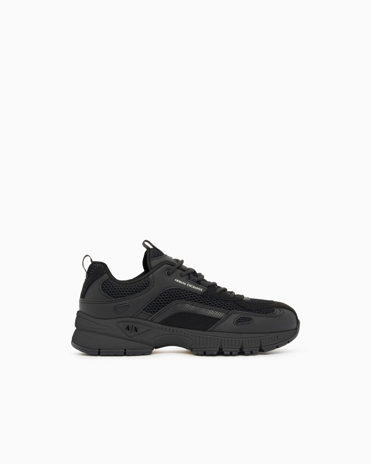 Sneakers in microsuede and mesh