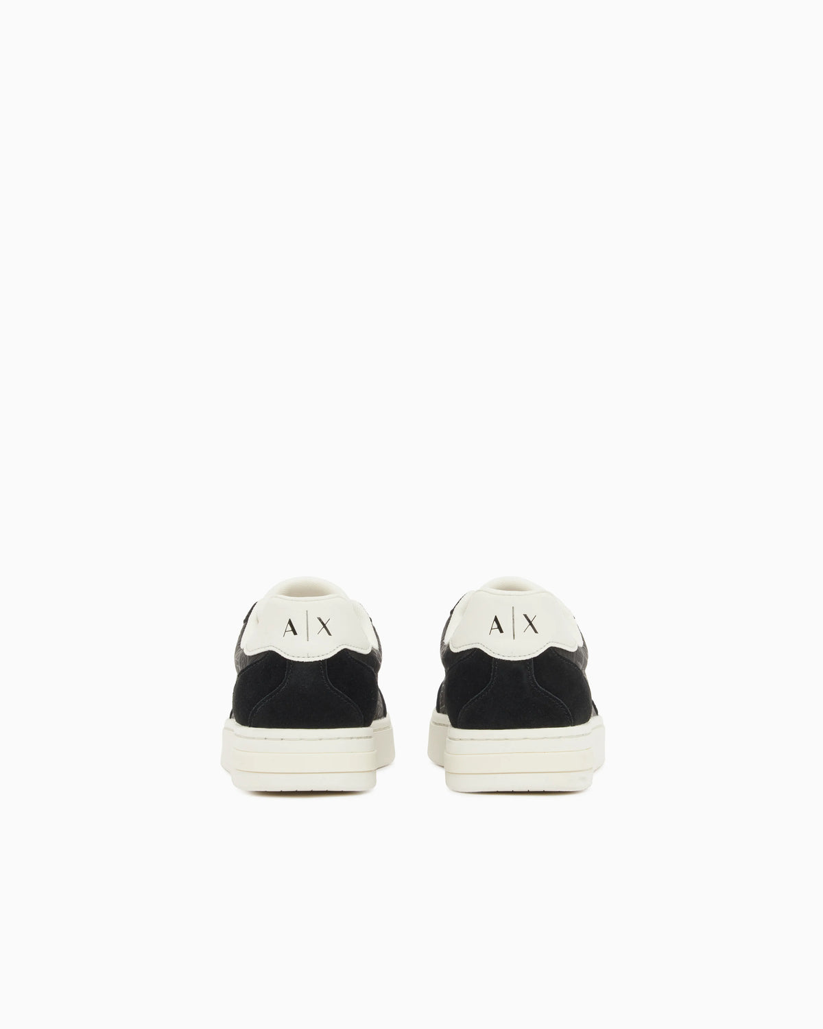 Urban leather sneakers with suede inserts