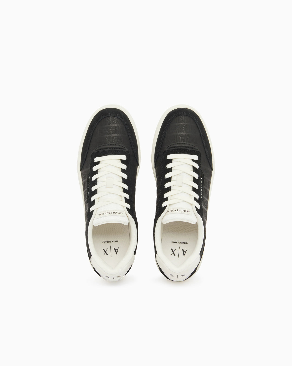 Urban leather sneakers with suede inserts