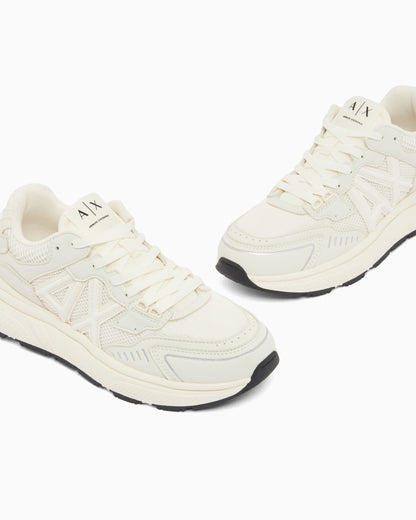Sneakers in microsuede and mesh