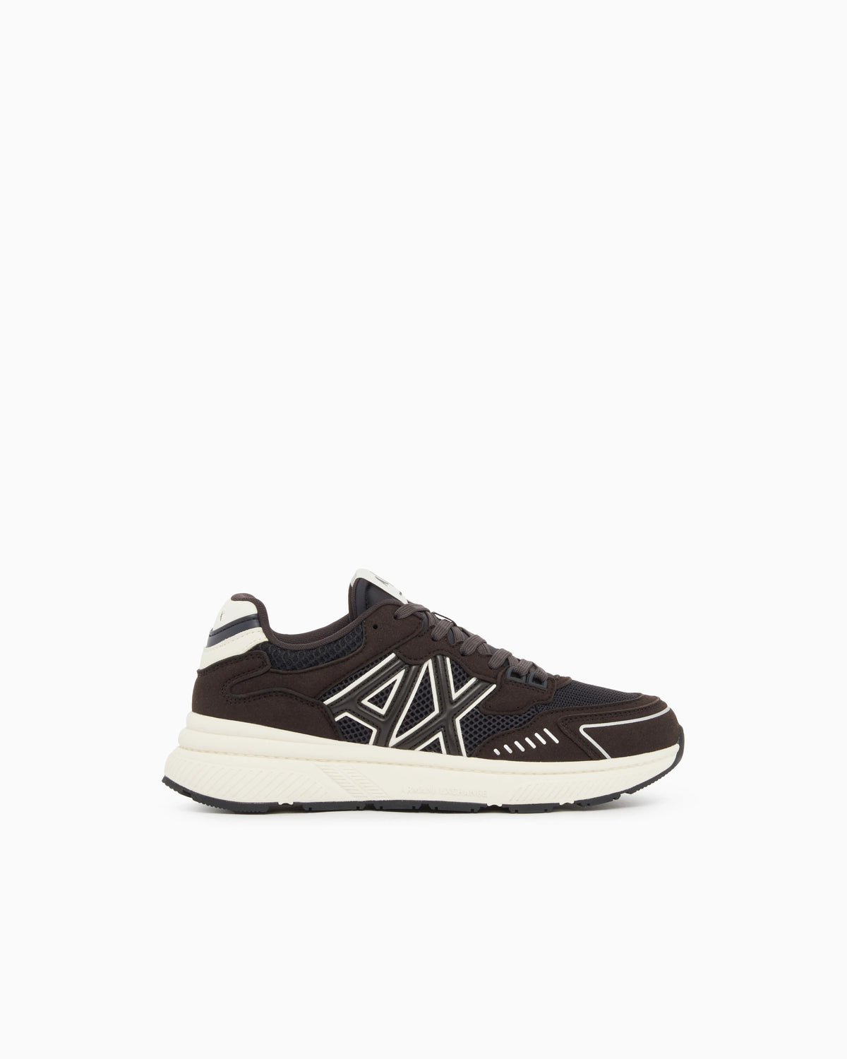 Sneakers in microsuede and mesh