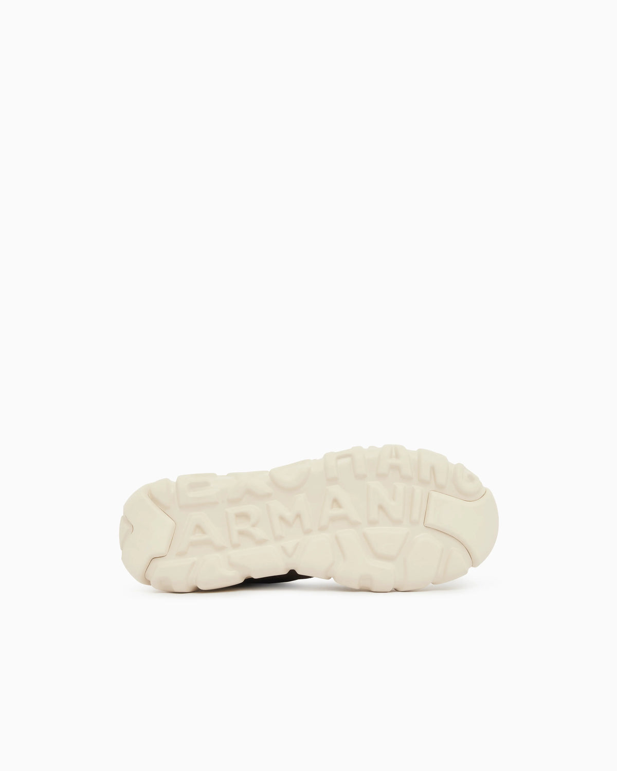 Sneakers with oversized sole and contrasting inserts