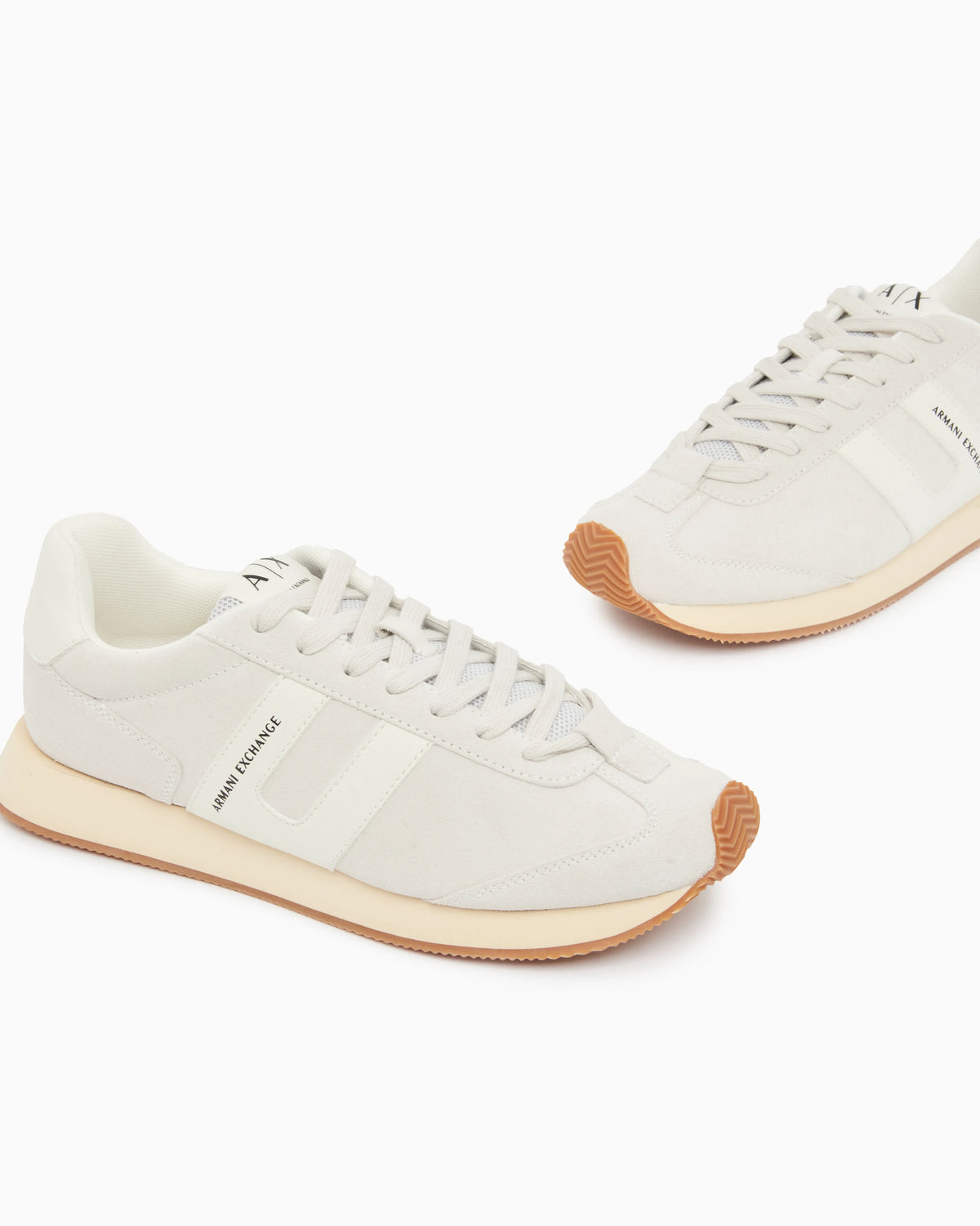 Sneakers with side logo band