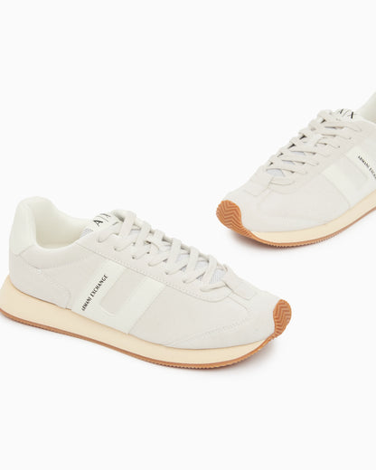 Sneakers with side logo band