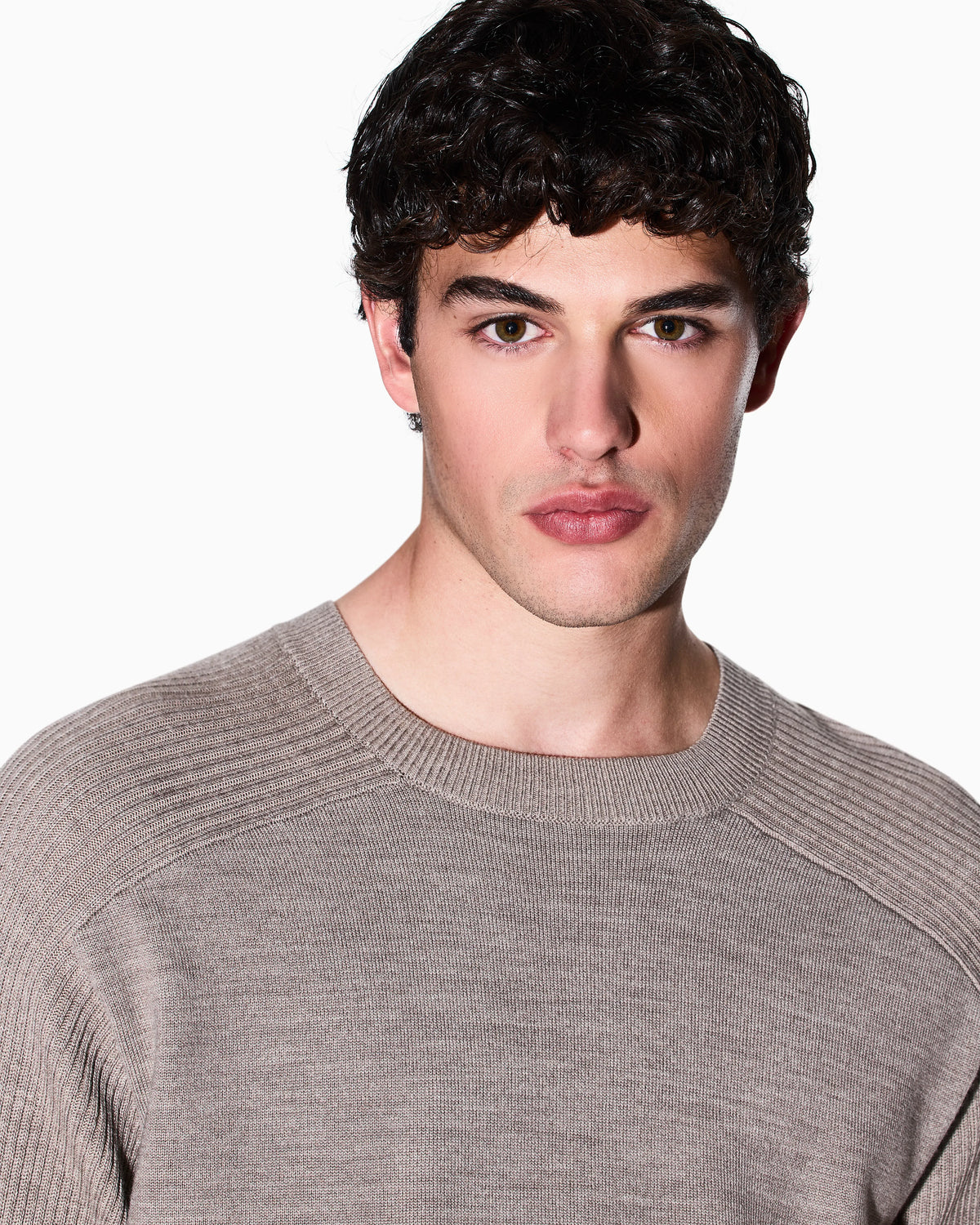 Crew neck sweater with shoulder detail