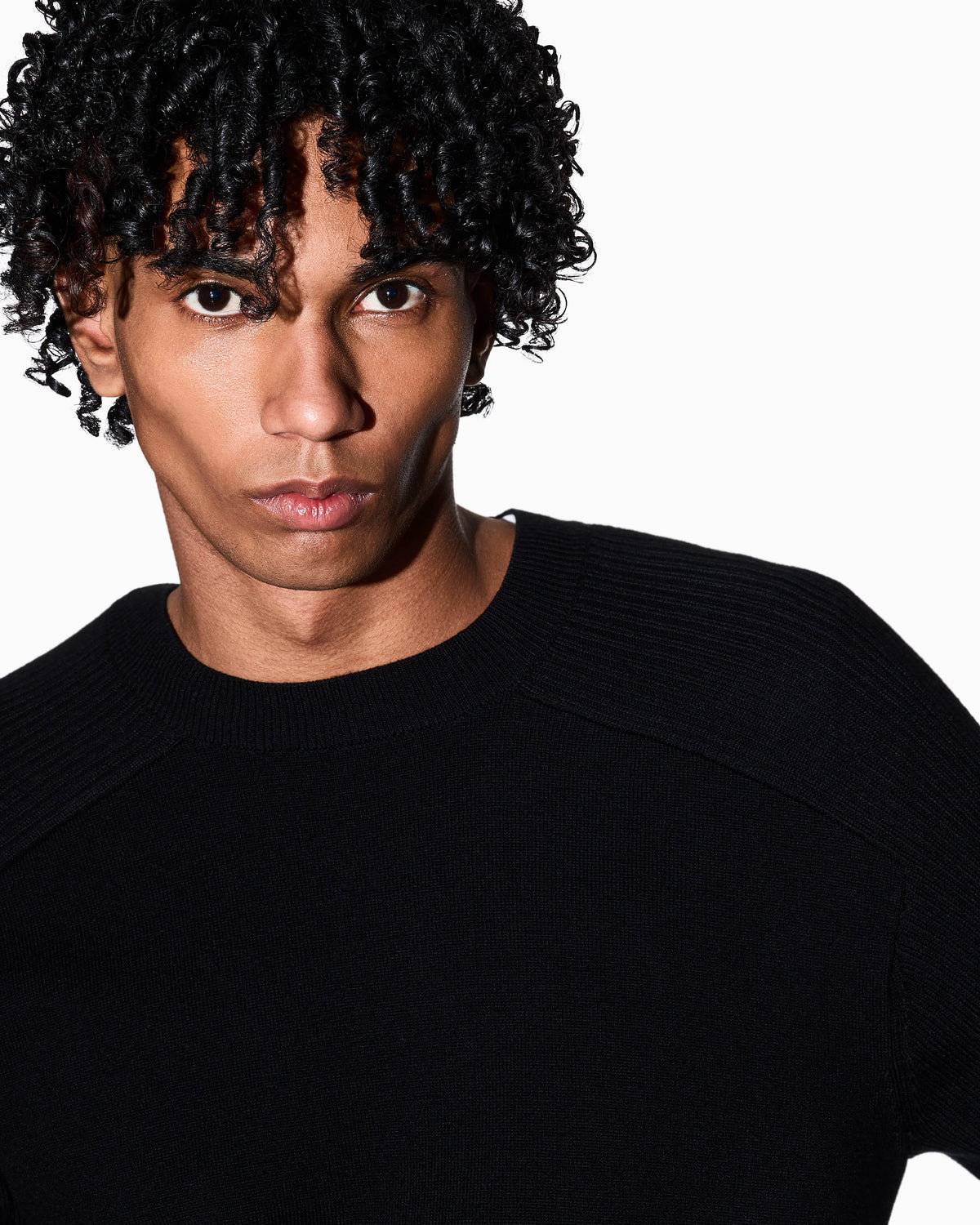Crew neck sweater with shoulder detail