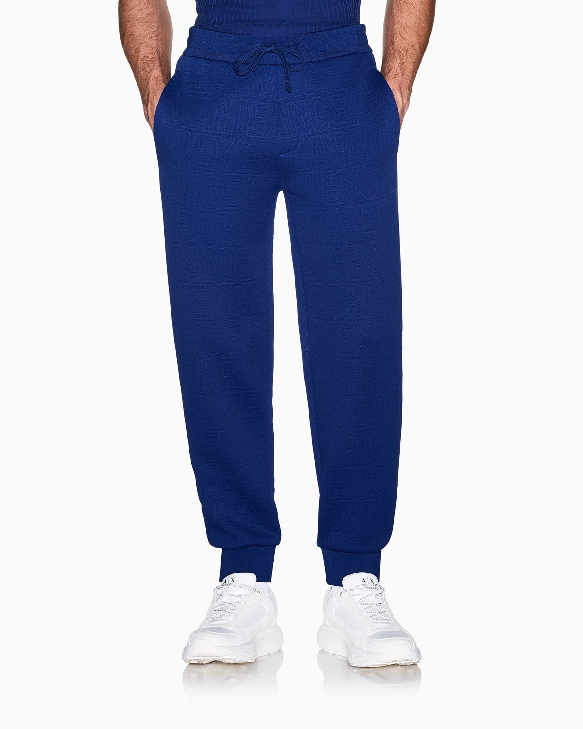 regular fit trousers in stretch jacquard jersey