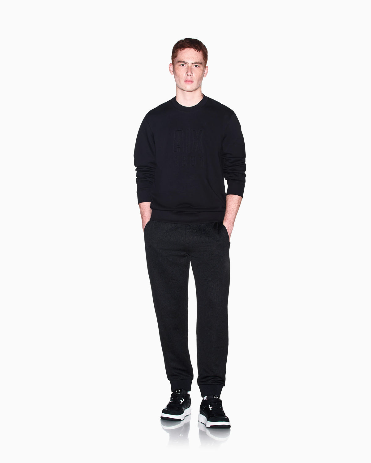 regular fit trousers in stretch jacquard jersey
