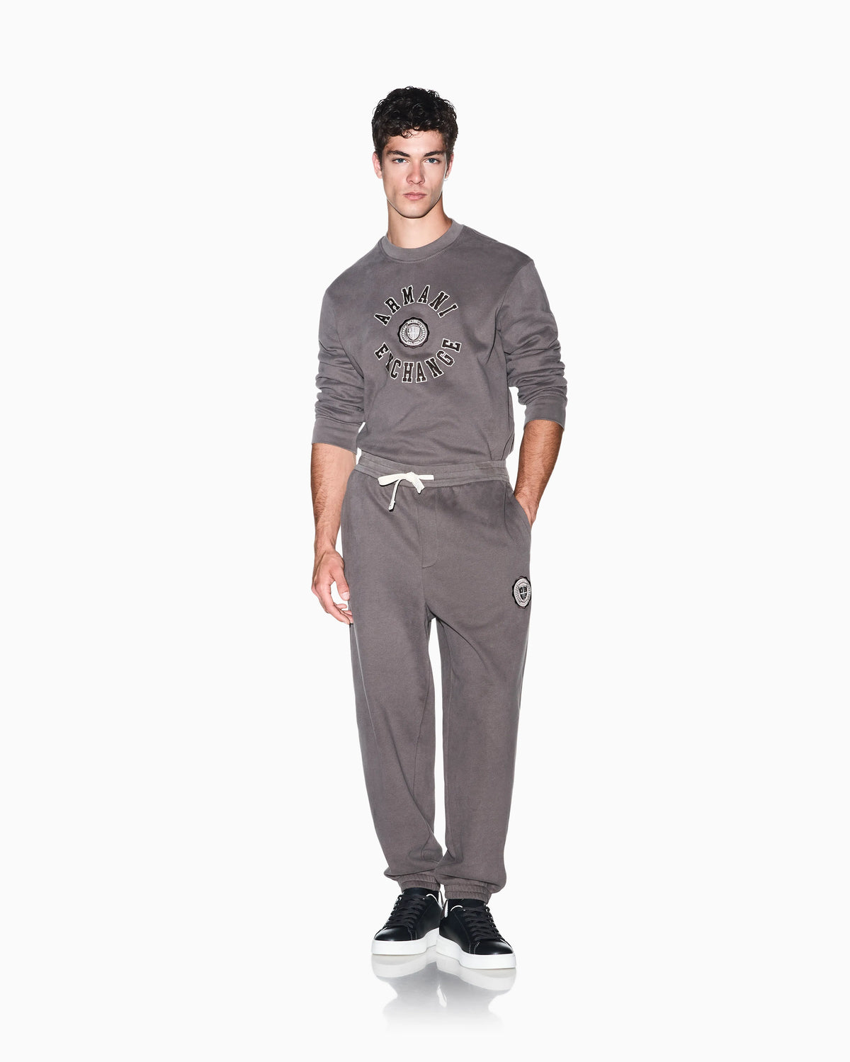 sweatshirt in carbonized cotton French terry
