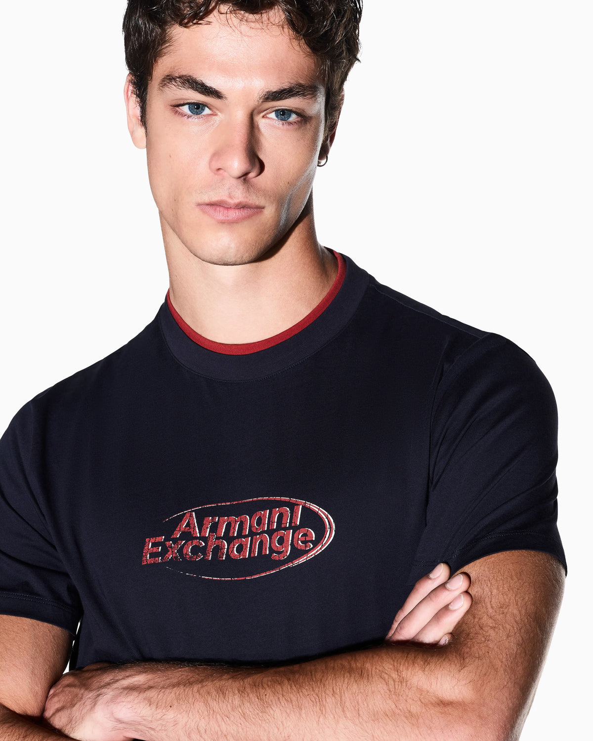 Regular fit crew neck t-shirt in cotton jersey with a logo